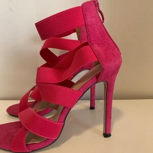 Strap Stiletto